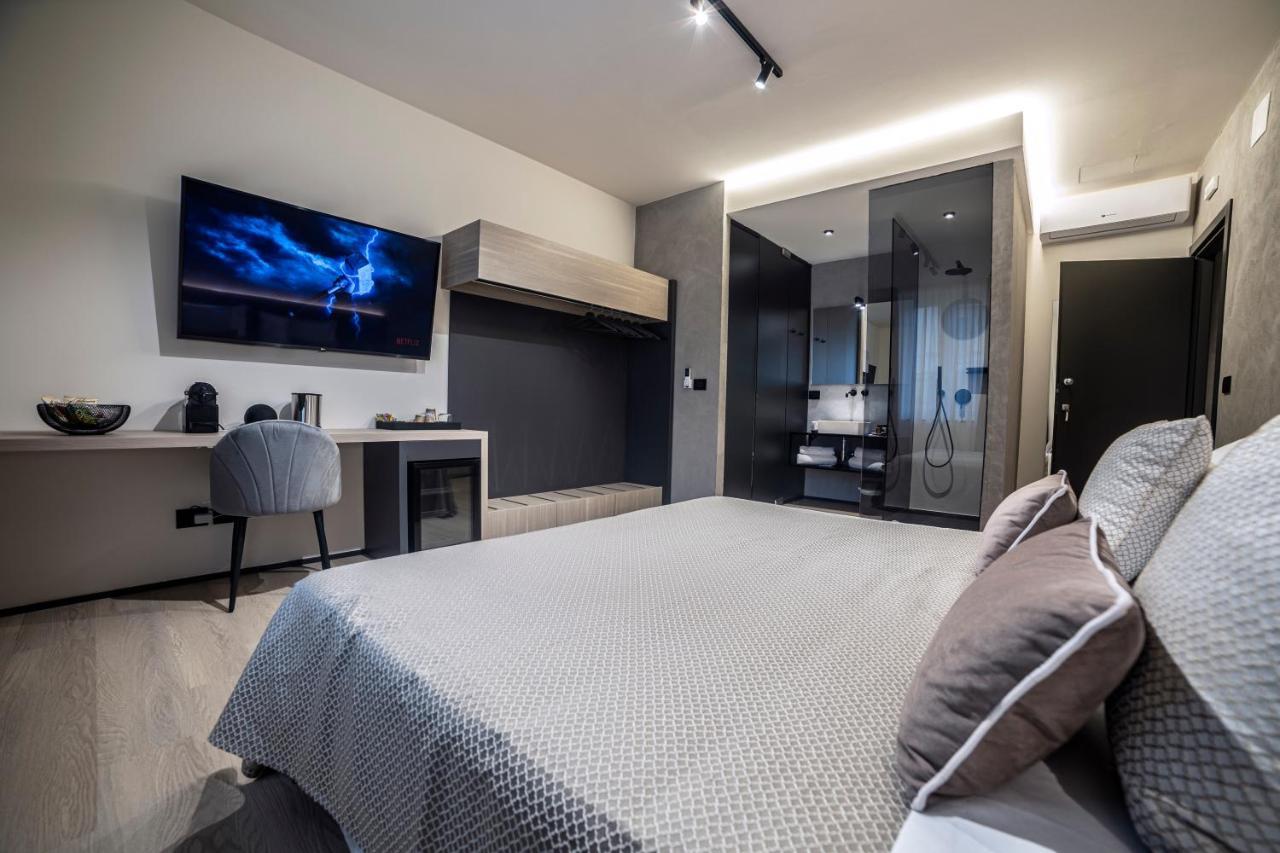 Corso 84 Luxury Suites Pescara Zewnętrze zdjęcie